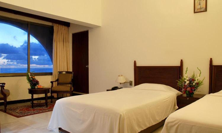 Paradise Isle Beach Resort Udupi Room photo